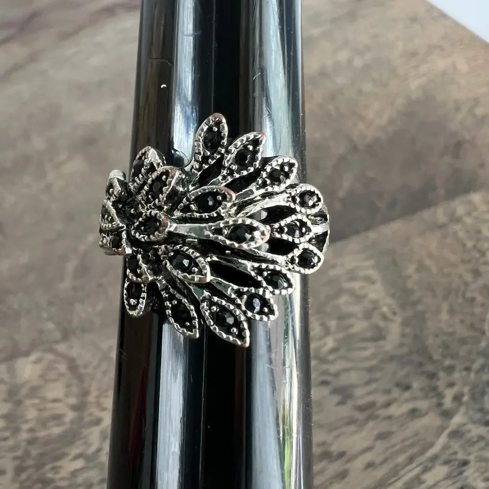 unknown black jewel